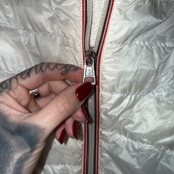 MONCLER MENS JACKET - SIZE 3 (L) - Picture 15 of 16